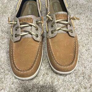 Women’s Sperrys Size 10